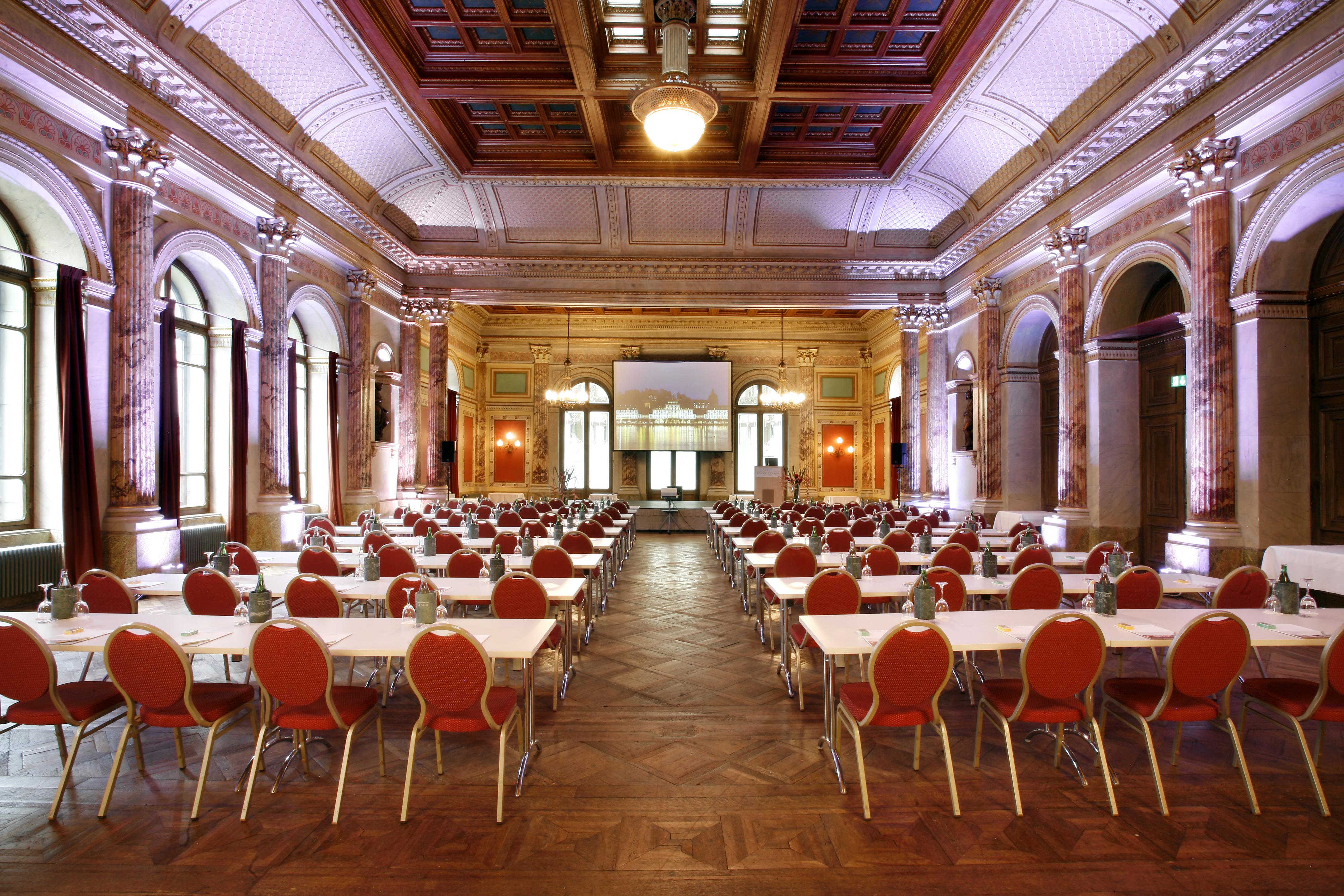 Hotel Schweizerhof Luzern Exteriör bild The main conference hall